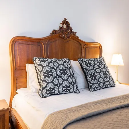 Old Town - Viru Gate * تالين