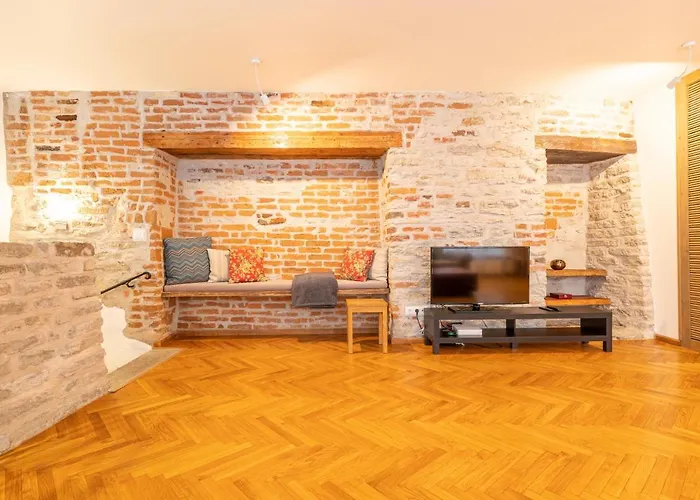 Old Town - Viru Gate * Tallinn