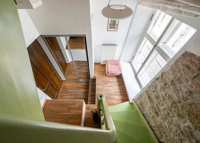 Old Town - Viru Gate *