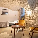 Old Town - Viru Gate * タリン